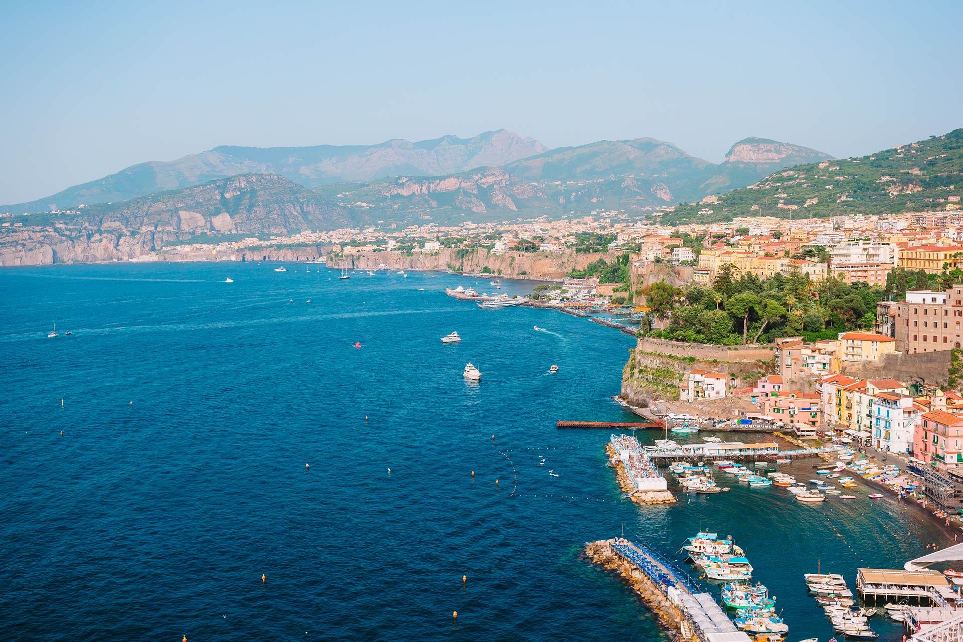 Casa-Flais-Apartment-Sorrento-Centre-Rooms-hotel-sorrento-coast-amalfi-2.jpg
