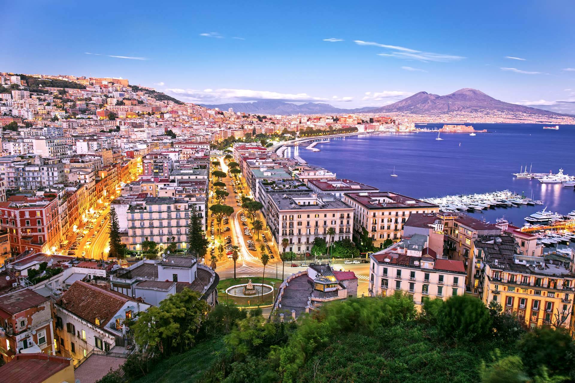 Casa-Flais-Apartment-Sorrento-Centre-Rooms-hotel-sorrento-coast-amalfi-7.jpg